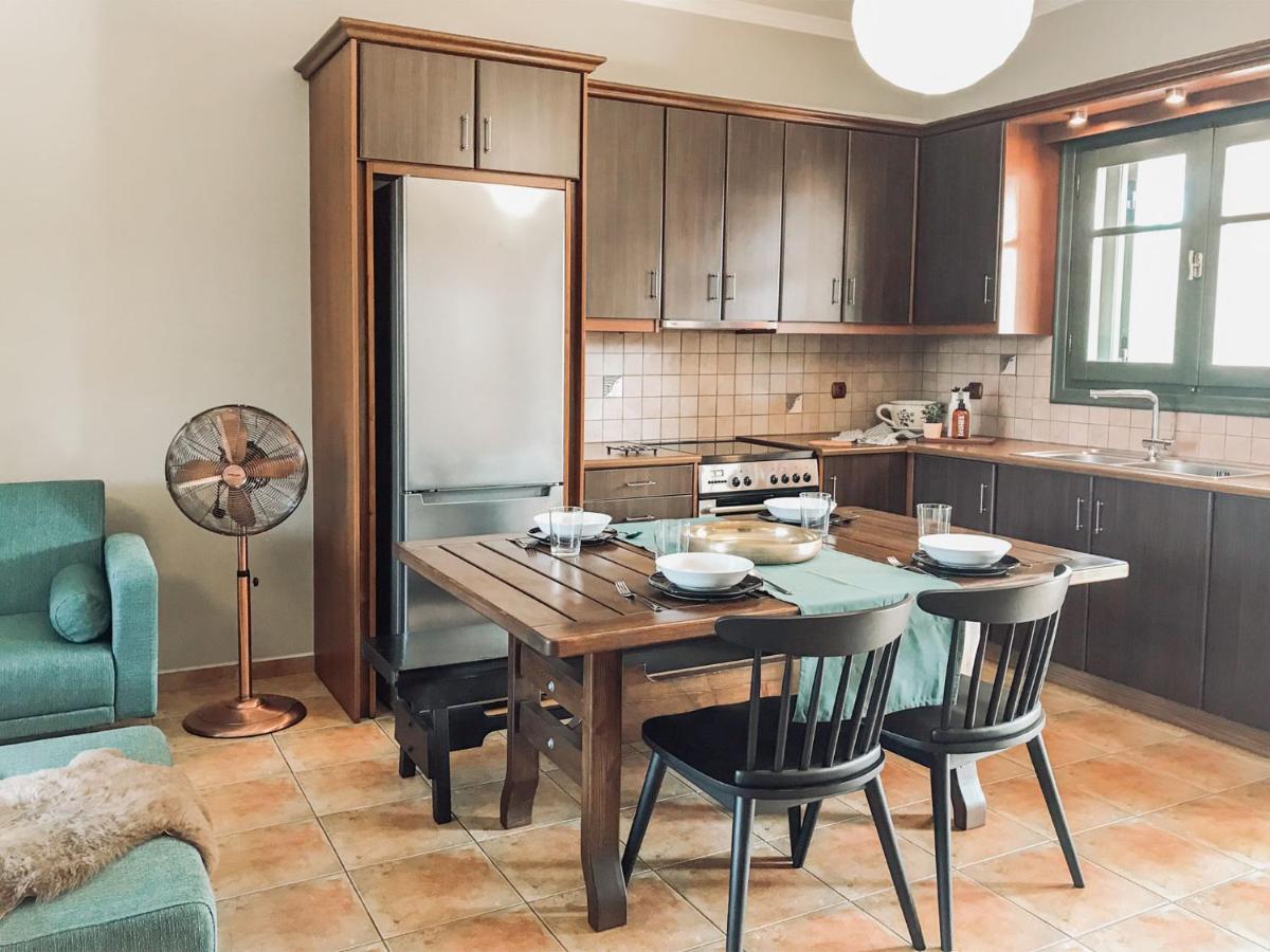 Agrilia Maison Razáta Extérieur photo