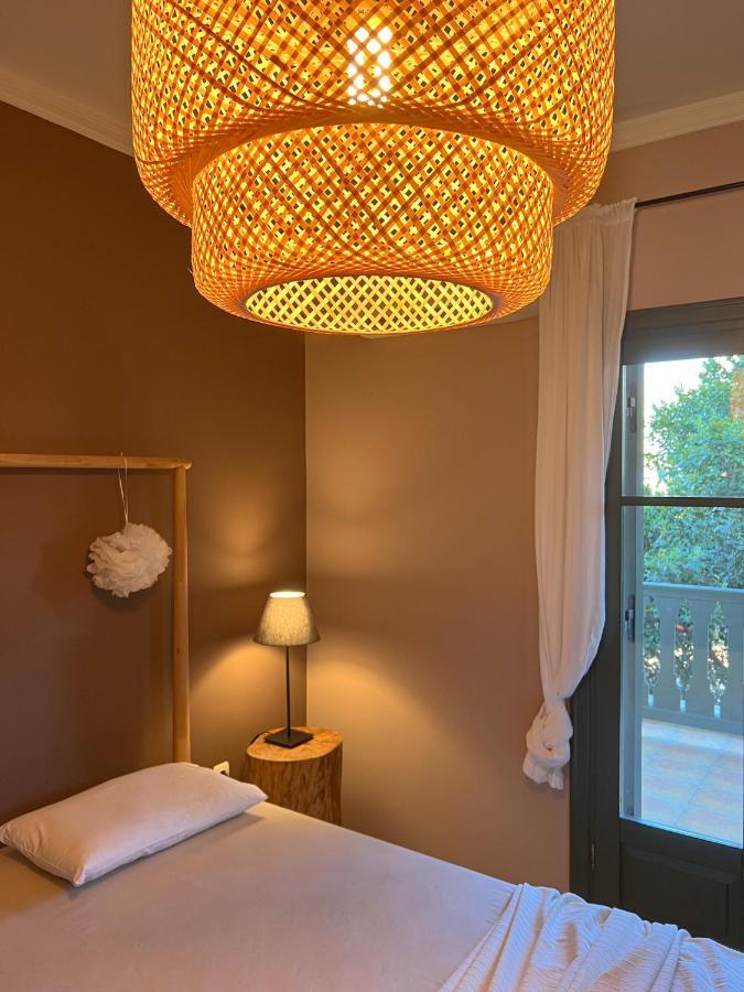 Agrilia Maison Razáta Extérieur photo