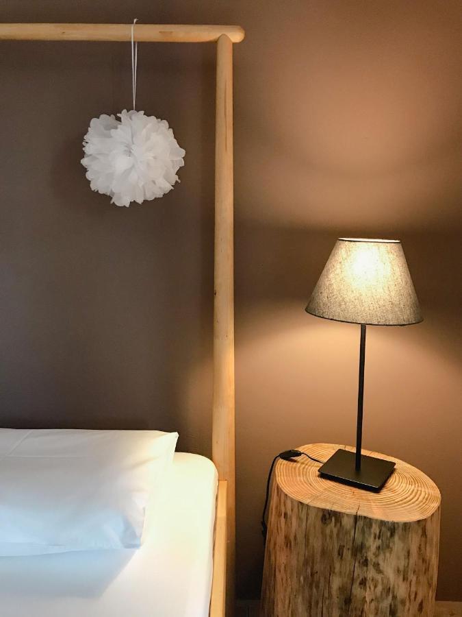 Agrilia Maison Razáta Extérieur photo