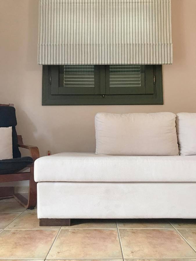 Agrilia Maison Razáta Extérieur photo